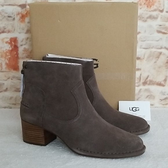 New UGG Bandara Ankle Bootie - Picture 11 of 16